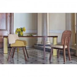 ACRO-BAT 002 τραπέζι τραπεζαρίας σε σύγχρονο χώρο